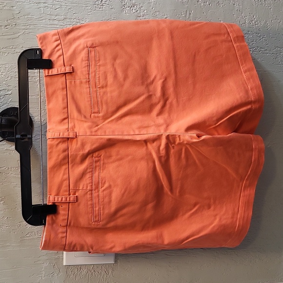 Lands End Classic Chino Shorts - Picture 2 of 5